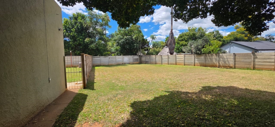 4 Bedroom Property for Sale in Flamwood North West